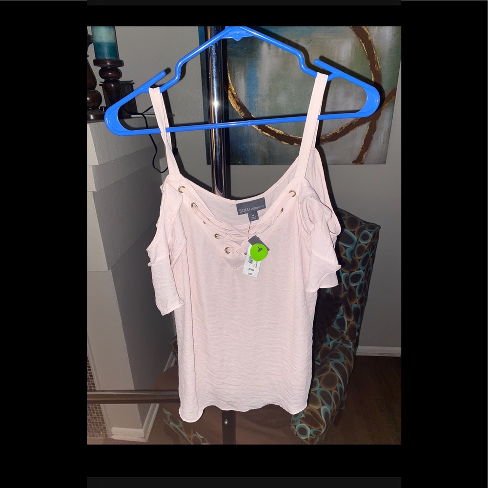Women’s bold element top